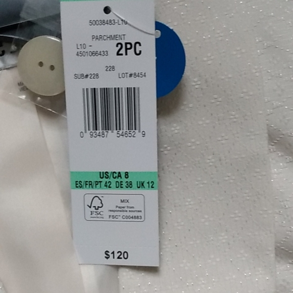 Skirt Suit - Picture 6 of 8